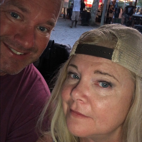 Meet your Posher, Lisa - Picture 4 of 4